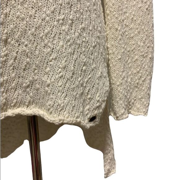 O’Neil | White Knit Cotton Long Sleeve High Low Sweater - Picture 4 of 5